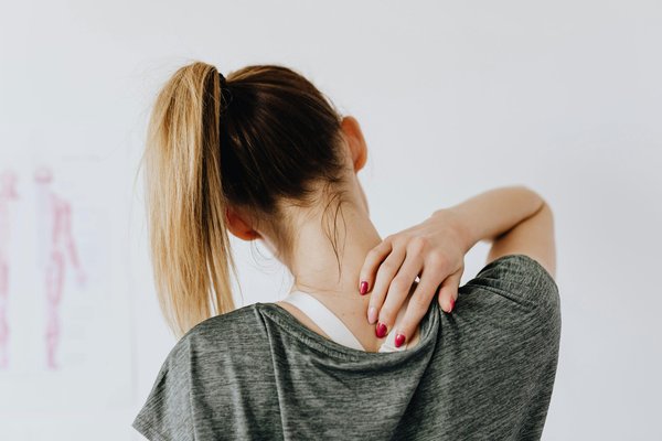 Soulager efficacement les douleurs cervicales à lille